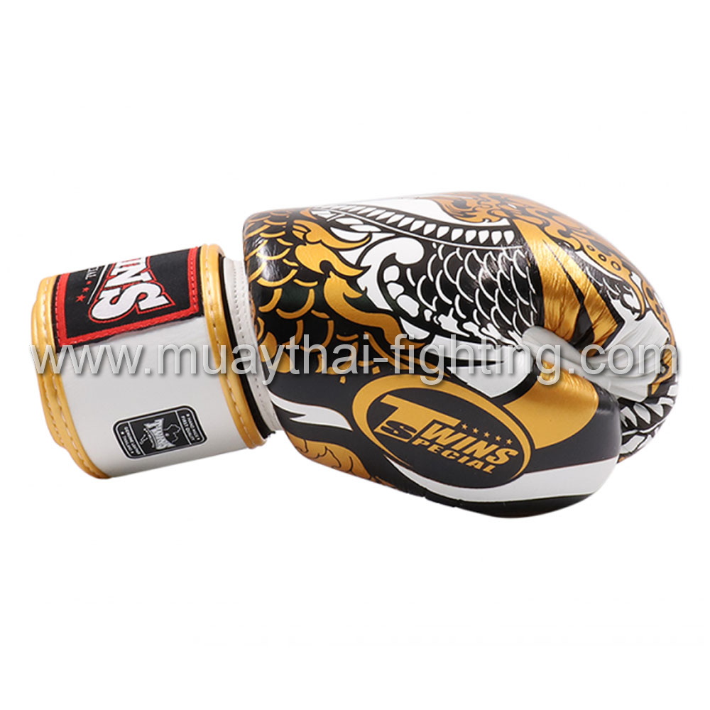 Twins Fancy Boxing Gloves Nagas FBGVL3-52 Gold/White
