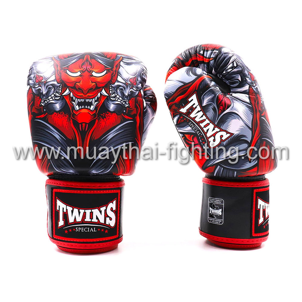 Twins Fancy Boxing Gloves Kabuki FBGVL3-58 Red