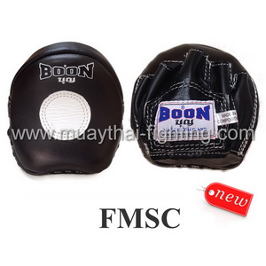 Boon Muay Thai Small Curved Punching Mitts FMSC