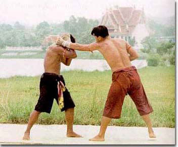 Mae Mai Muay Thai Khuanyak Jab Ling 1